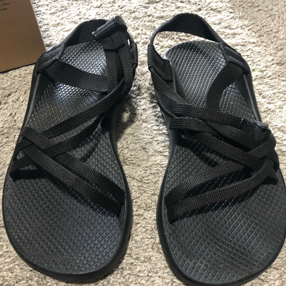 Black Chaco size 7